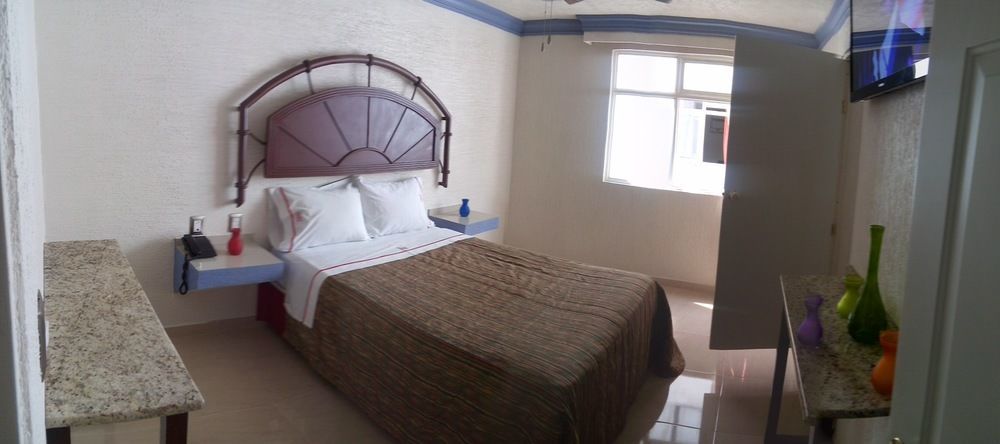 Hotel La Paz Guadalajara Eksteriør bilde